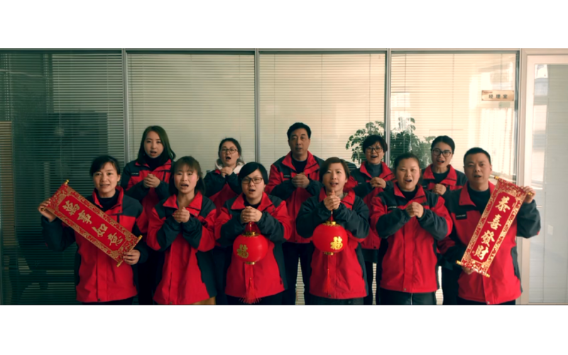 旭派電池銷售服務(wù)部給您拜年啦！